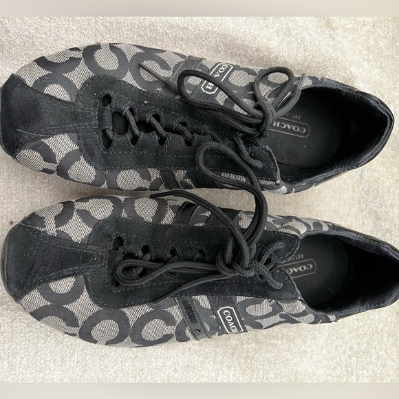 Coach Shoes Size 8 - Picture 1 of 6